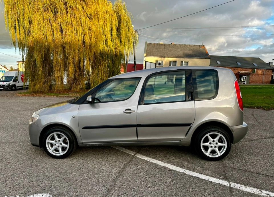 Skoda Roomster cena 13500 przebieg: 250000, rok produkcji 2007 z Ostrów Mazowiecka małe 121